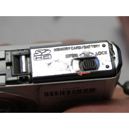 Panasonic Camera DMC FX37 Замена батарейного отсека
